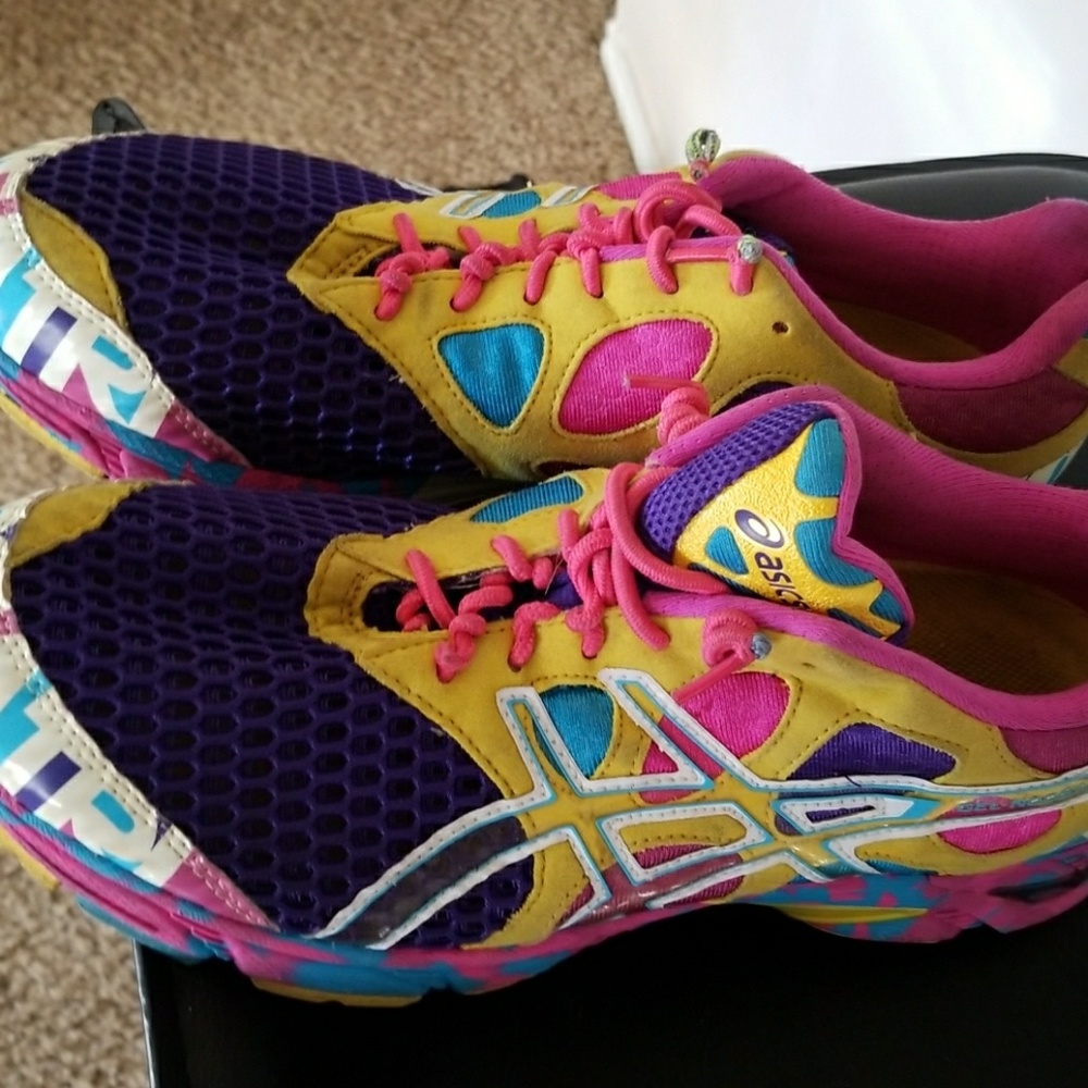ASICS -GEL NOOSA TRI-7